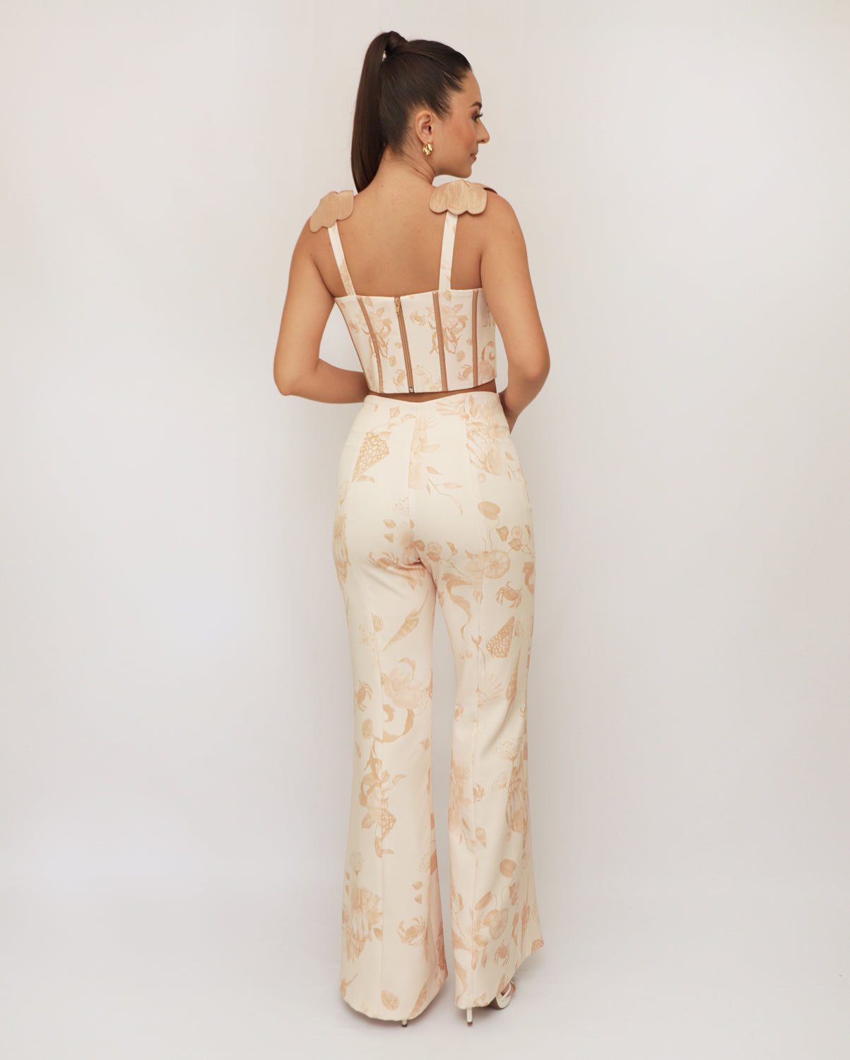 CROPTOP COROZAL • Coraza Crema